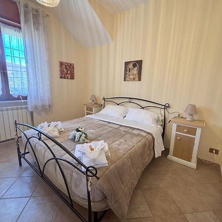 A casa di Iole Apartment Fiumicino Bagian luar foto
