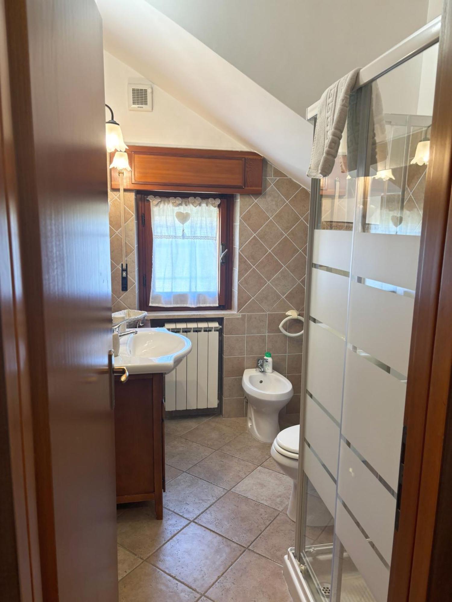 A casa di Iole Apartment Fiumicino Bagian luar foto